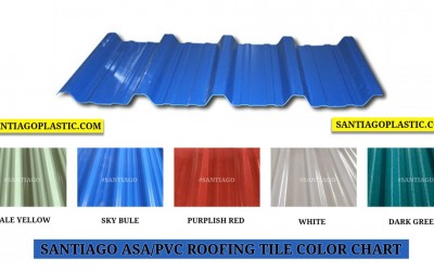 Techo de teja de PVC en el altiplano boliviano: sol intenso y frío