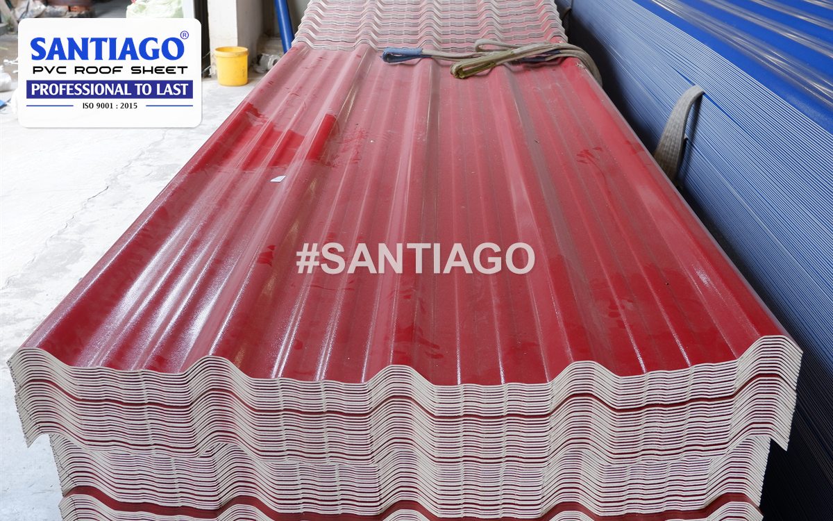 Red ASA/PVC roofing sheets stacked at the Santiago factory, March 2022